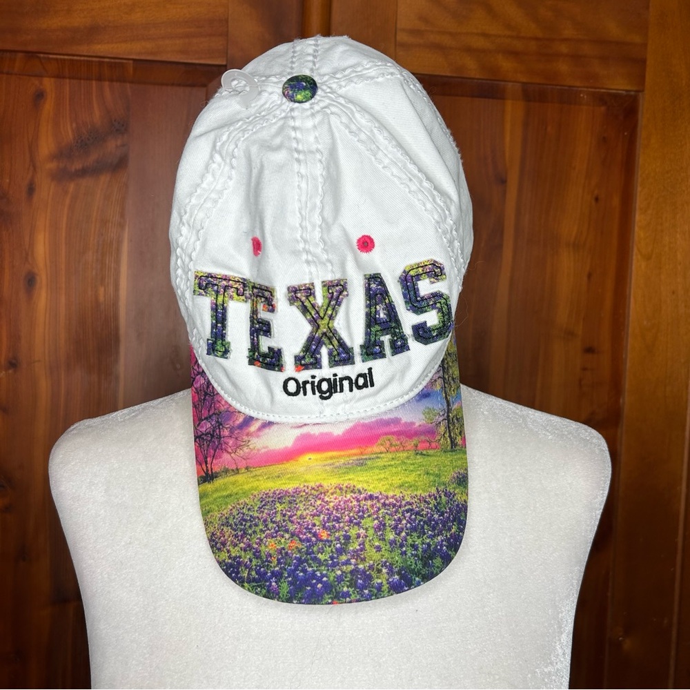 NEW - Robin Ruth Texas Original Floral Themed Baseball Cap Prairie Collectible